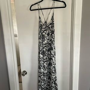 Loft maxi dress, adjustable criss cross straps, new without tags!